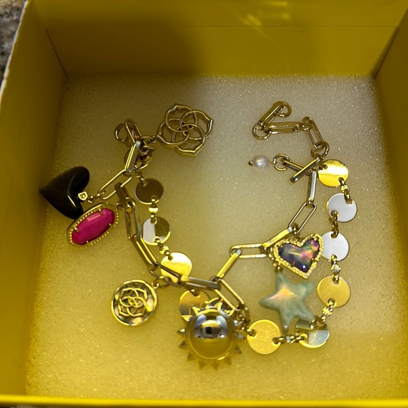 Kendra Scott Frankie Gold Charm Bracelet In Multi Mix - Picture 2 of 7